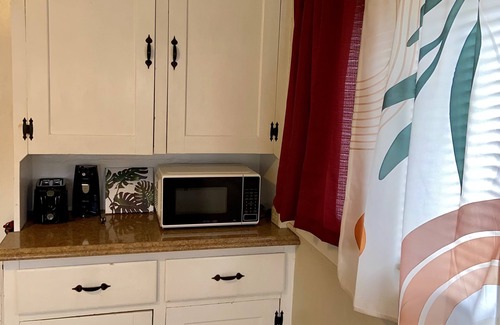 Highland Square Apartment | The Bohemian Hideaway