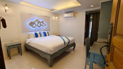 Thapae Hotel | The Boone Hotel