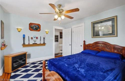 Cleveland House | The Boulevard Stay