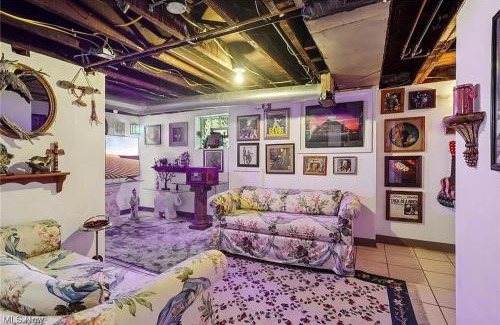 Cleveland House | The Boulevard Stay