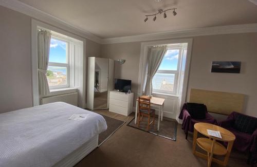 Bowmore Bed & Breakfast | The Bowmore House Bed and Breakfast
