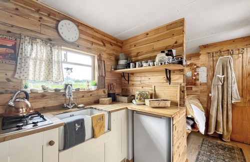 Oving Cottage | The Box - Oasis Farm