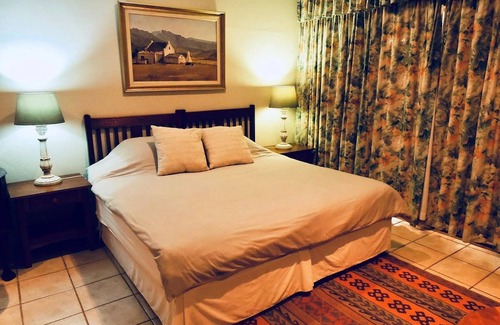Hillcrest Bed & Breakfast | The Brackens Guest House