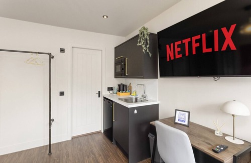 Glenrothes Apartment | The Bramble @ The Balfour by Coorie Doon Stays