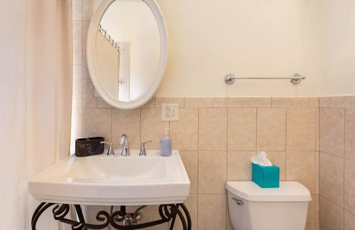 Mill River Apartment | The Brick House Wooster Sq at Yale with Skyline Deck and WD