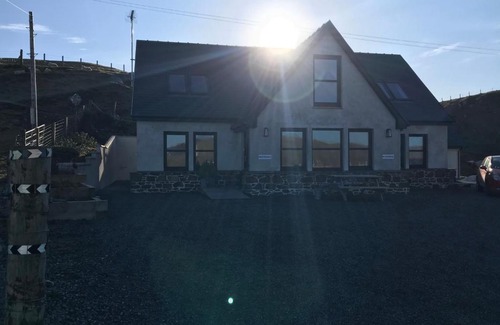Kilmaluag Bed & Breakfast | The Bridge B&B