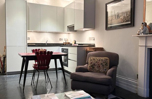 Redcliffe Apartment | The British Apartment