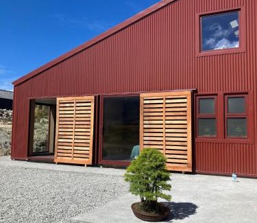 Ohau Ski Chalet | The Brown House 2
