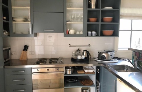 Akaroa Apartment | The Bruce Waterfront Apartments by AVI