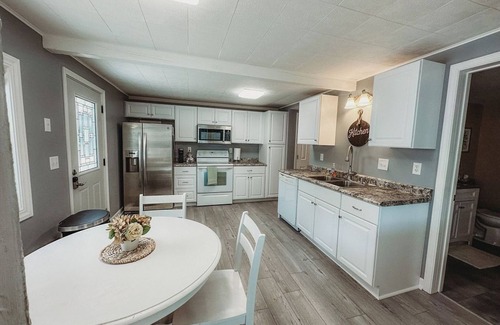 Shawano House | The Bungalow on Lake Drive