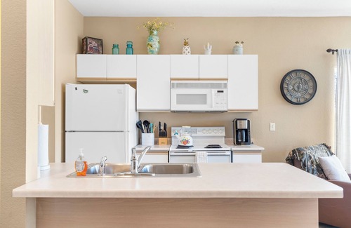 Branson Condo | The Bunker at Holiday Hills Resort | Branson | Golf Resort