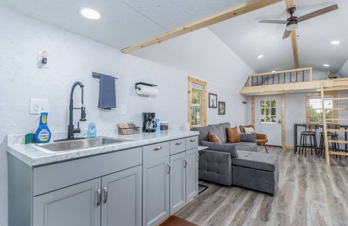 Lebanon Cabin | The Bunkhouse at Mineral Reserve