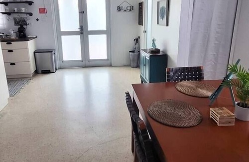 Levittown Apartment | The Buoy House/La Casa de la Boya