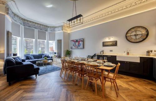Kelvinbridge Apartment | The Burnbank Experience