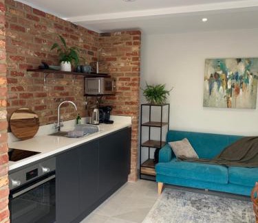 Whitstable House | The Burrow at Tankerton