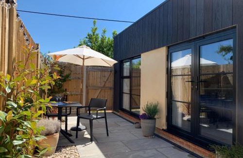Whitstable House | The Burrow at Tankerton