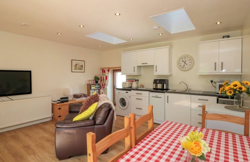 Carlton-in-Cleveland Cottage | THE BYRE, pet friendly, with open fire in Stokesley