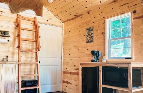 Iron Post Cabin | The Cabins at Bent Pine Ranch ~ Cabin #2