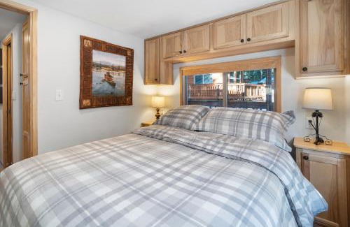 Ashland Apartment | The Cabins at Hyatt