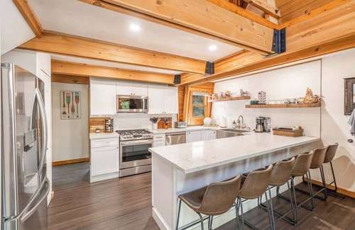 Incline Village Cabin | The Canoe Cabin Summa