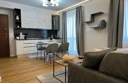 Sesto Calende Apartment | The Captain's Apartments Marina - next to Verbella - Leonardo Academy, MXP