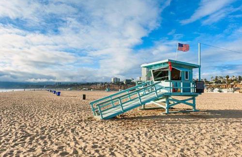 Downtown Apartment | The Carlton - Modern-Lux 2 Master Suites-Secure Bldg & Parking- 5 BLKS to Ocean Ave