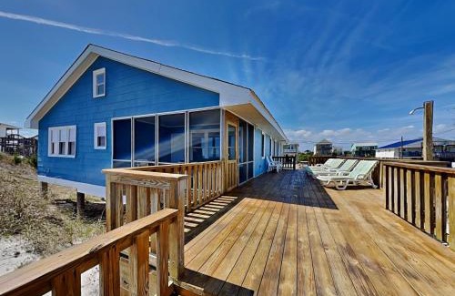 Topsail Beach House | The Caroline