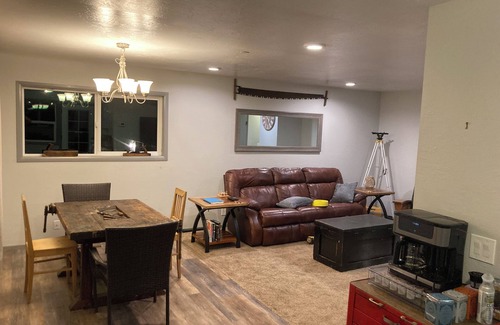 Rainier Apartment | The Carpenter's Cottage- Serene; 2Bed, 1 bath, w/hot tub!