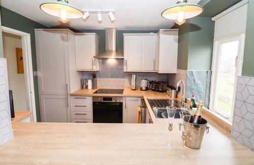 Lydney Cottage | THE CARRIAGE, pet friendly, character holiday cottage in Lydney