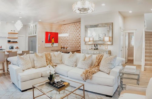 Eufaula House | The Cart House Sleeps 15 Golf Cart Luxury
