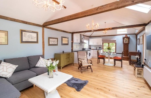 Woodbridge House | The Cart Lodge - Aldeburgh Coastal Cottages