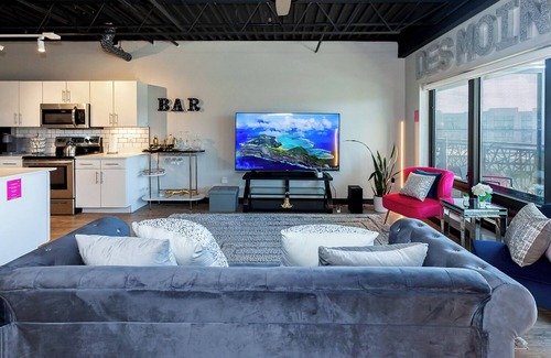 Historic East Village Apartment | The Cartier Lux DT Apt w/Skyline View