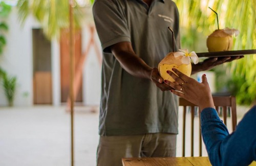 Feridhoo House | The Castaway retreat