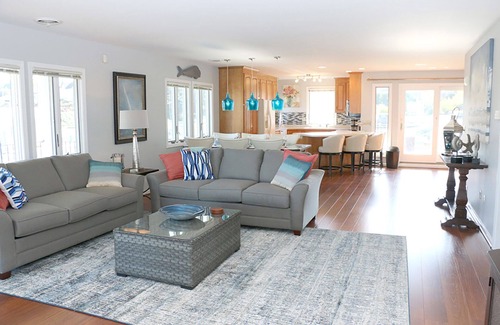 Olcott House | The Castle At Backbay Marina Near Niagara Falls.