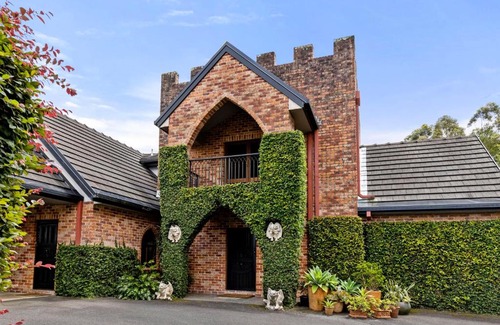 Bonville Bed & Breakfast | The Castle at Bonville