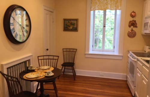 Lexington Apartment | The Castle - c. 1780