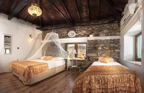 Kalekoy Koyu Hotel | The Castle