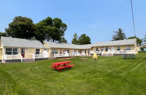 Green Gables Hotel | The Cavendish Motel