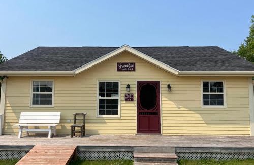 Green Gables Hotel | The Cavendish Motel