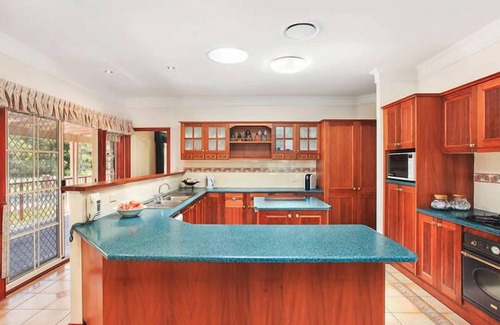 Tumbi Umbi House | The Cedar Garden- 2.5 acres home on beachside