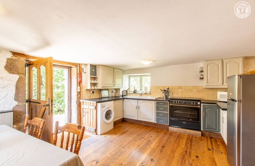 Issy-l'Eveque House | The Cellar - ISSY L'EVEQUE