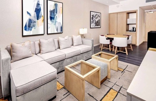 Central Park South House | The Central at 5th, a Hilton Club - 1 Bedroom Premier