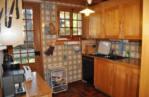 Barboleusaz Ski Chalet | The chalet is located 200 m. from the Barboleuse gondolas linking the Villars-Gryon-Les Diablerets s