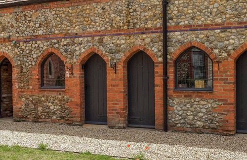 Bintree Apartment | The Chapel Apartment