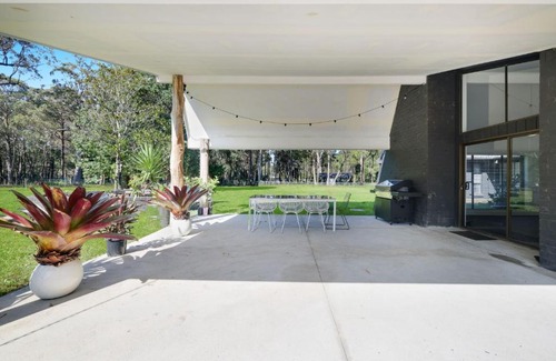 Falls Creek House | The Chateau by Experience Jervis Bay