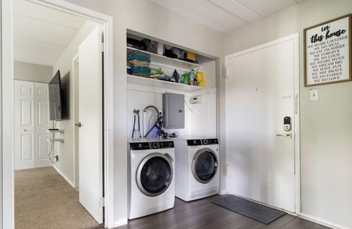 Cherry Hill Apartment | the chill mall space