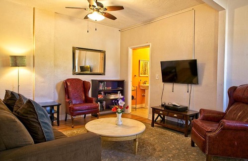 Clarkdale Apartment | The Clarkdale Lodge