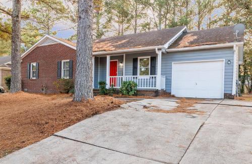 Fayetteville House | The Cliffdale Cottage
