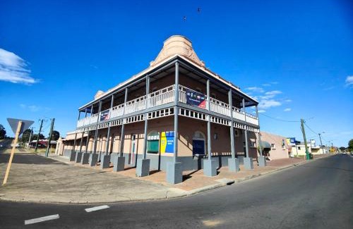 Collie Hotel | The Club Hotel Collie