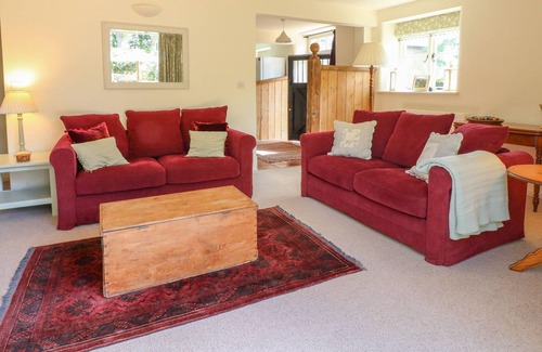 Barrowden Cottage | THE COACH HOUSE, family friendly, with a garden in Barrowden